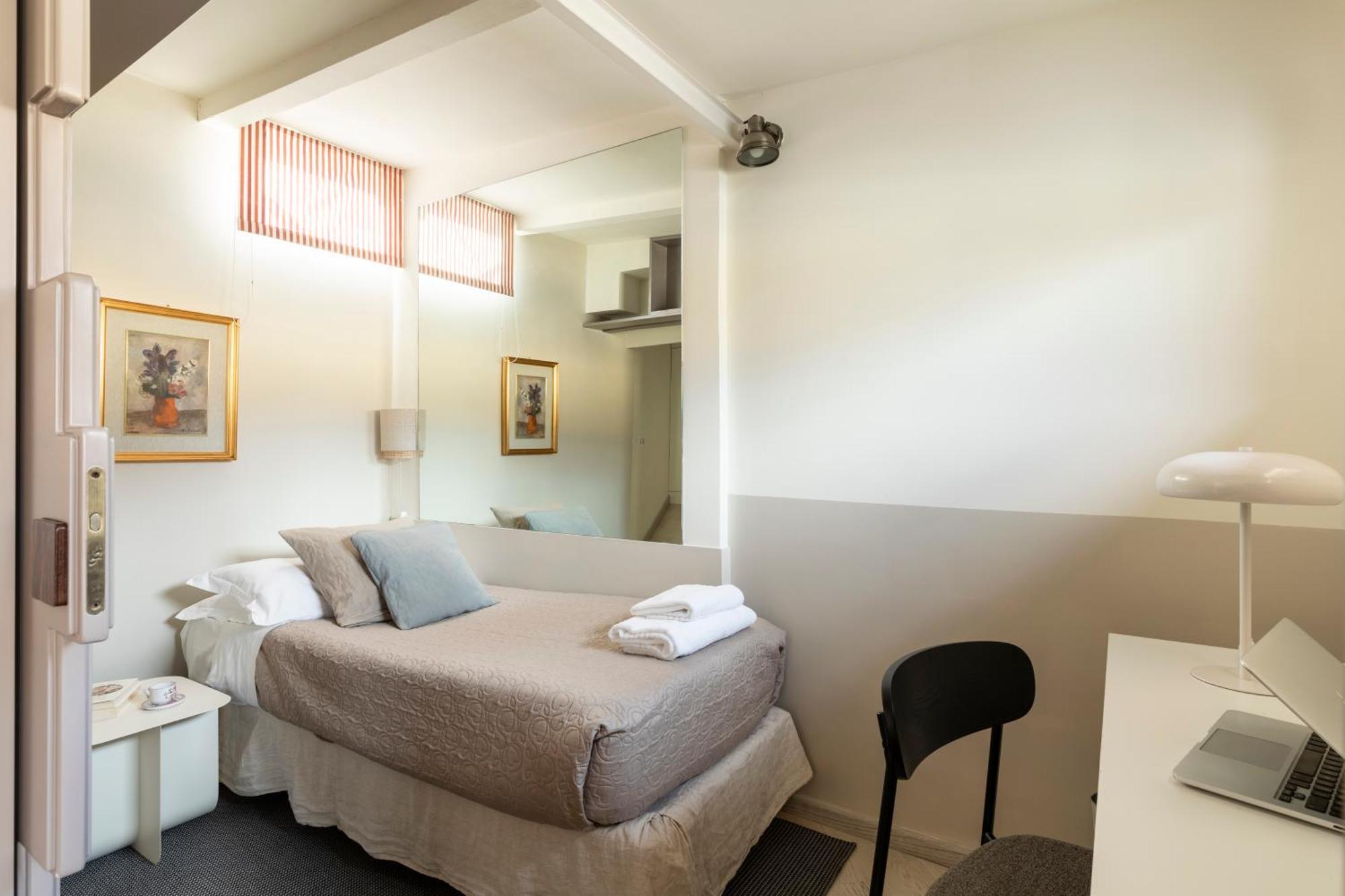Trevi Charming Penthouse Apartment Рим Екстериор снимка