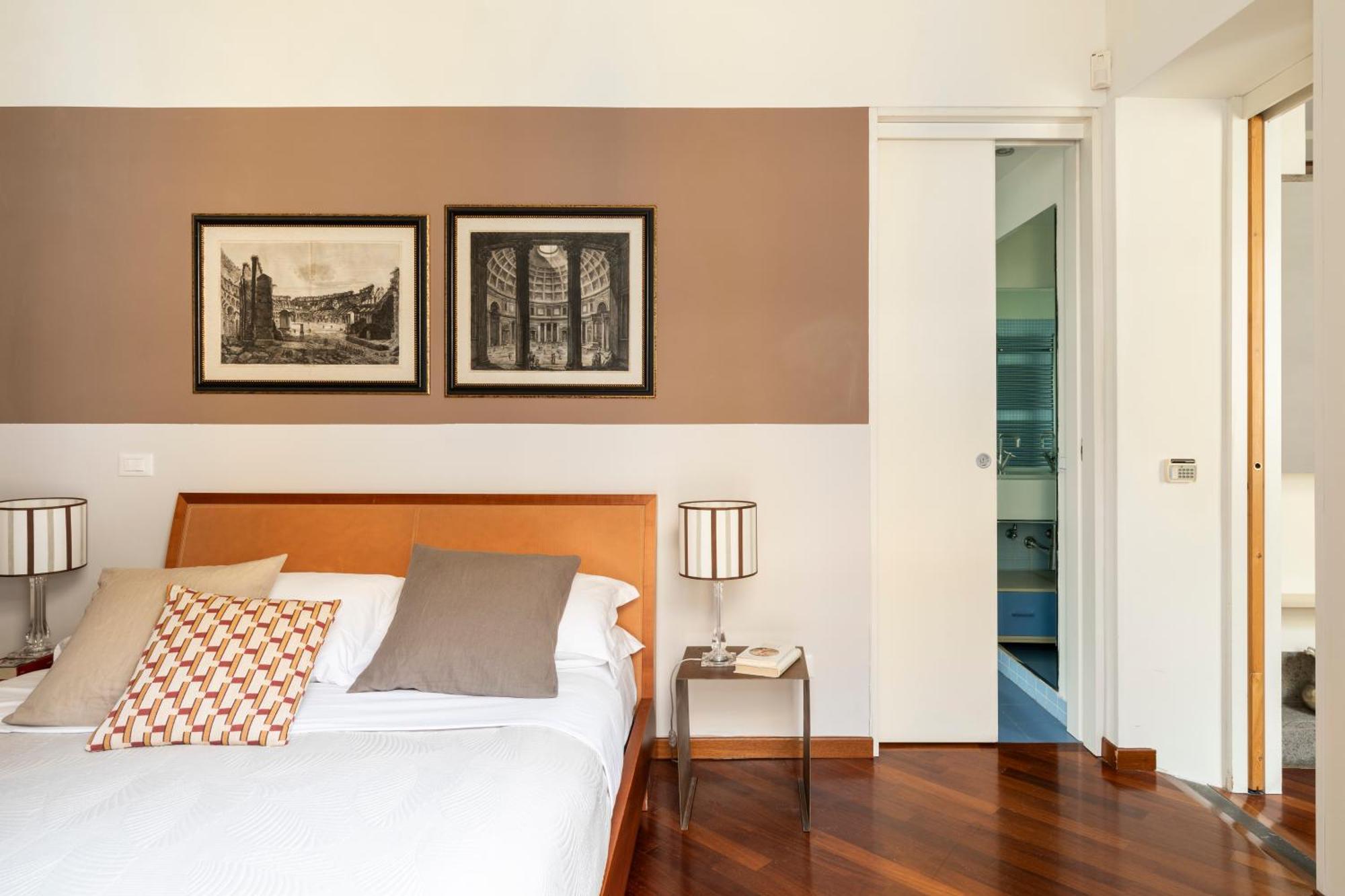 Trevi Charming Penthouse Apartment Рим Екстериор снимка